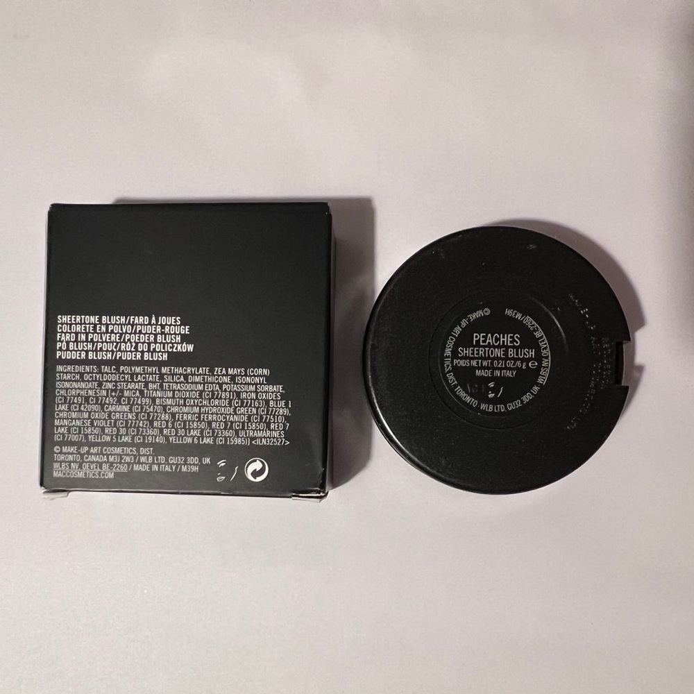 MAC Cosmetics Sheertone Blush β Peaches π - Picture 3 of 7